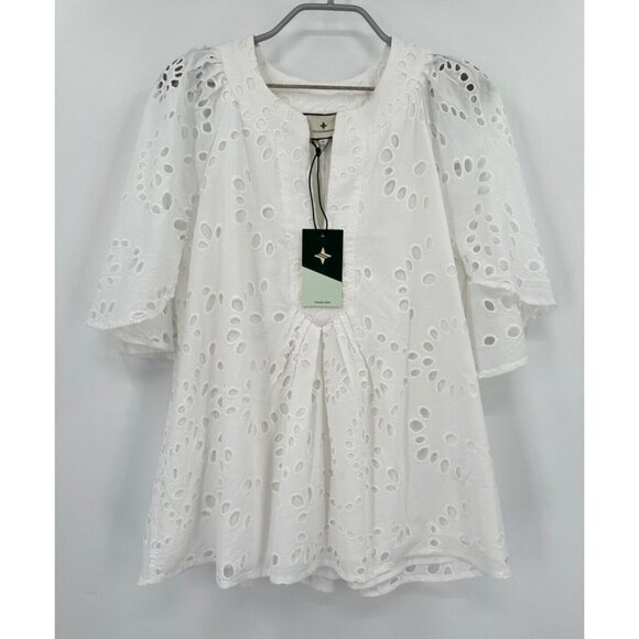 Tuckernuck Tops - Tuckernuck White Eyelet Lace Finley Flutter Sleeve Top sz M Medium Blouse